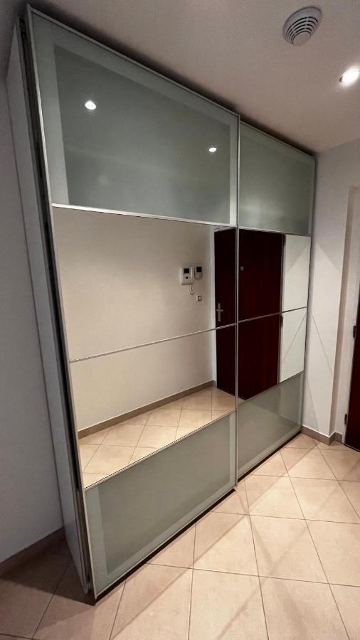 Residence Garden Tower S Balkonem, Garaz براغ المظهر الخارجي الصورة